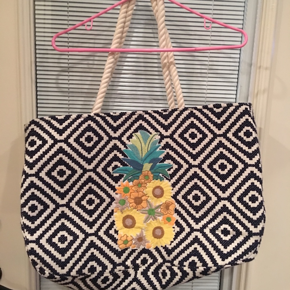 Judith March Pineapple bag